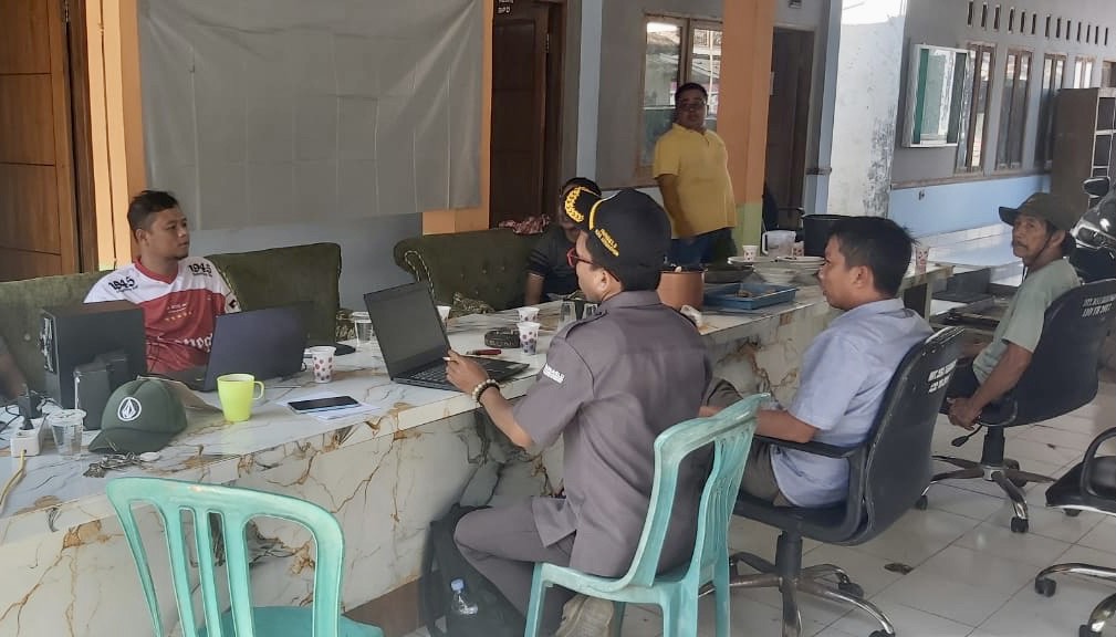 Tim Fasilitasi Pengawasan Pemutakhiran Data Pemilih Berkelanjutan Bawaslu Kabupaten Situbondo