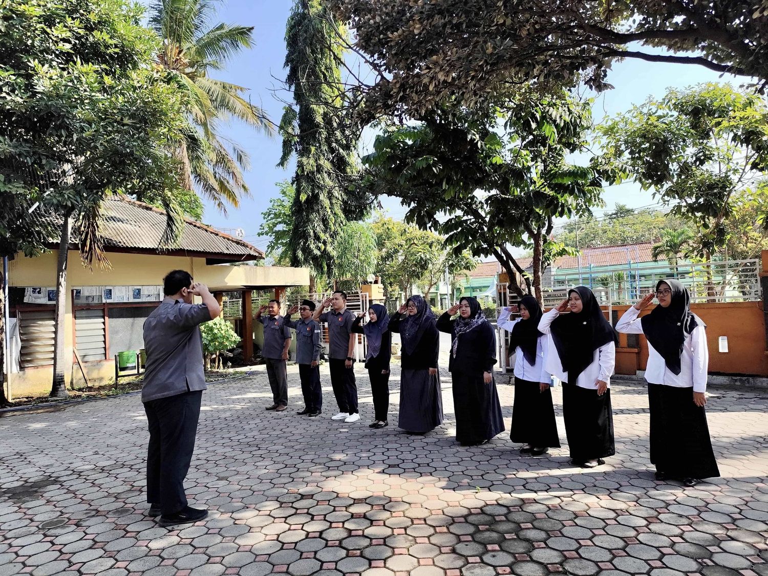 Apel Pagi Bawaslu Kabupaten Situbondo: Serius Dalam Penyusunan SKP bagi Jajaran Staf ASN