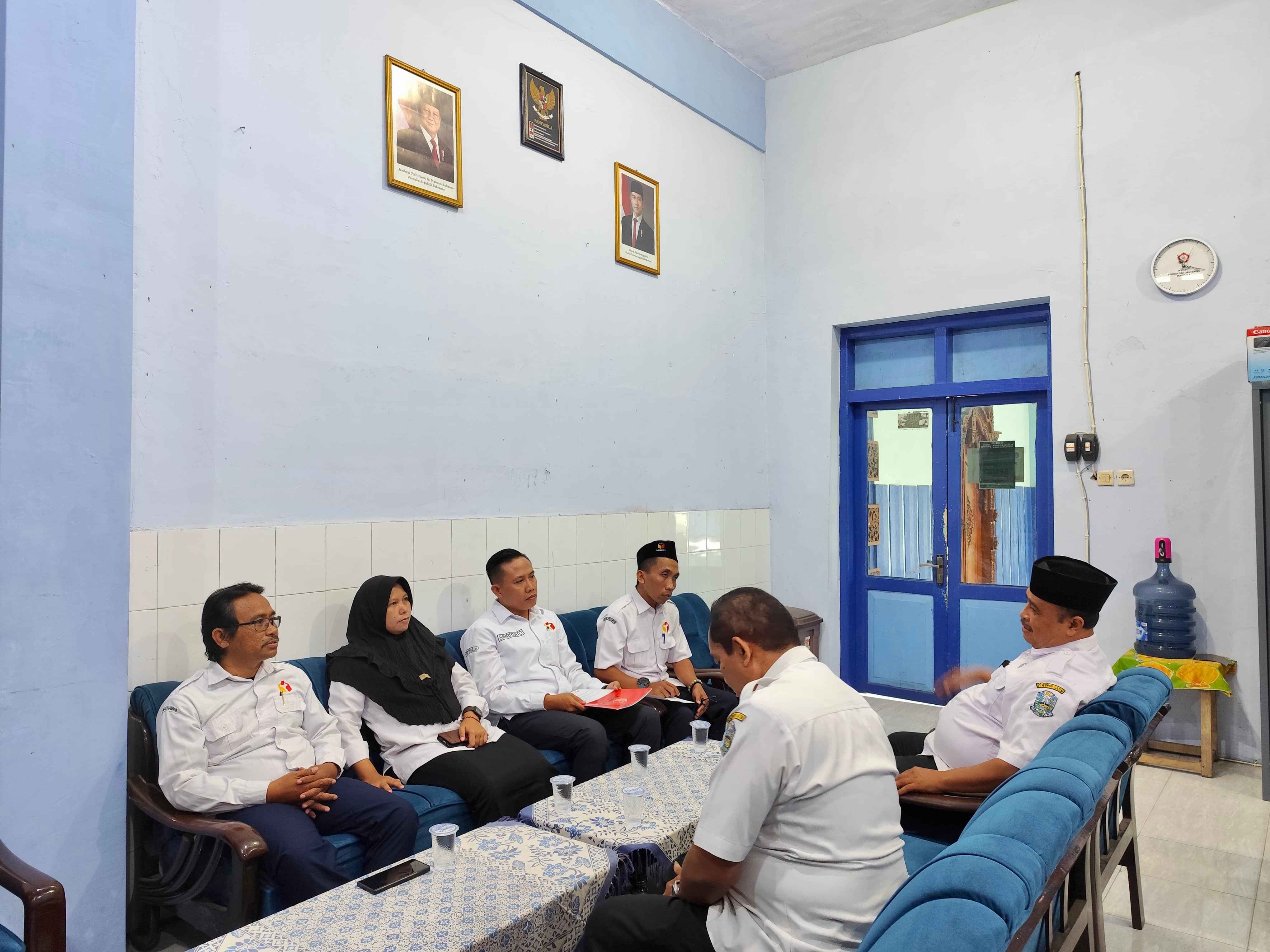 Dorong Pengetahuan Demokrasi Bagi Pemilih Pemula, Bawaslu Kabupaten Situbondo Tawarkan Kerjasama dengan SMA Negeri 1 Situbondo