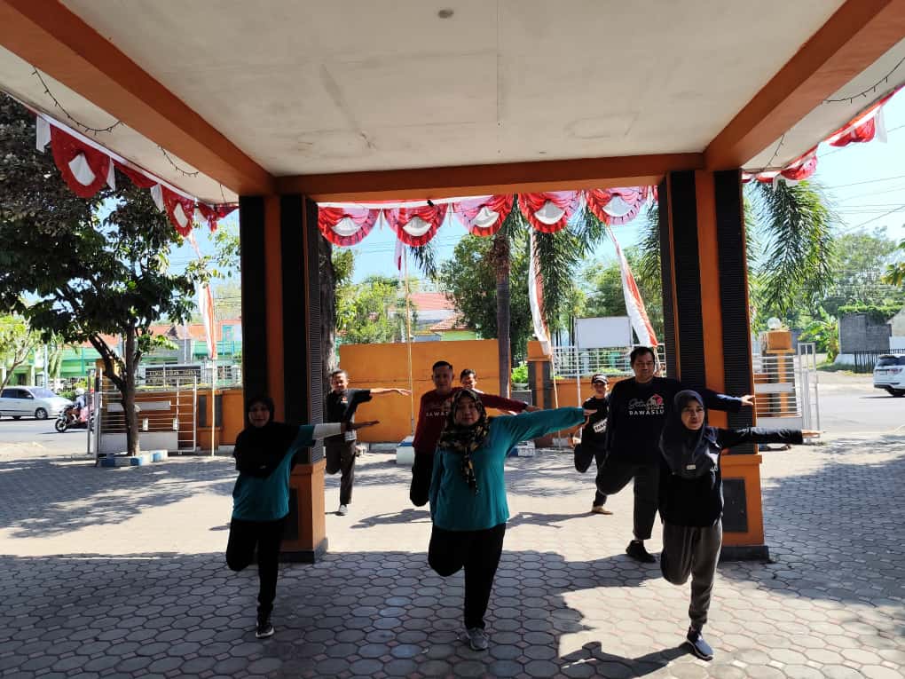 Gerakan Jumat Sehati Bawaslu Situbondo, Langkah Nyata Wujudkan "Mens Sana in Corpore Sano