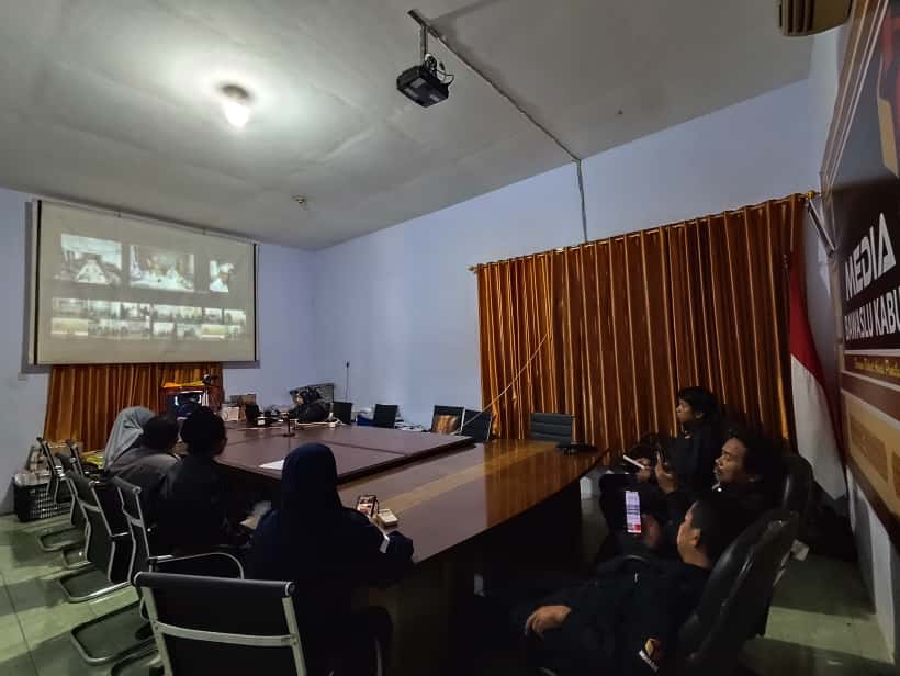 Bawaslu Situbondo Ikuti Peer Learning Terakhir Bertema Akuntabilitas Keuangan