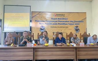 Rapat Koordinasi Persiapan Pengawasan Coklit Daftar Pemilih Tahun 2024 di Kantor Bawaslu Mojokerto, 19-21 Juni 2024.