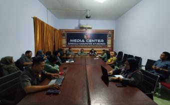 Rapat Evaluasi Kinerja Pengawasan dan Kesekretariatan Bawaslu Kab. Situbondo