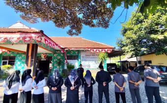 Apel Rutin Bawaslu: Kemerdekaan Indonesia Diraih karena Perjuangan Para Pahlawan, Demokrasi Ideal Juga Harus Diperjuangkan